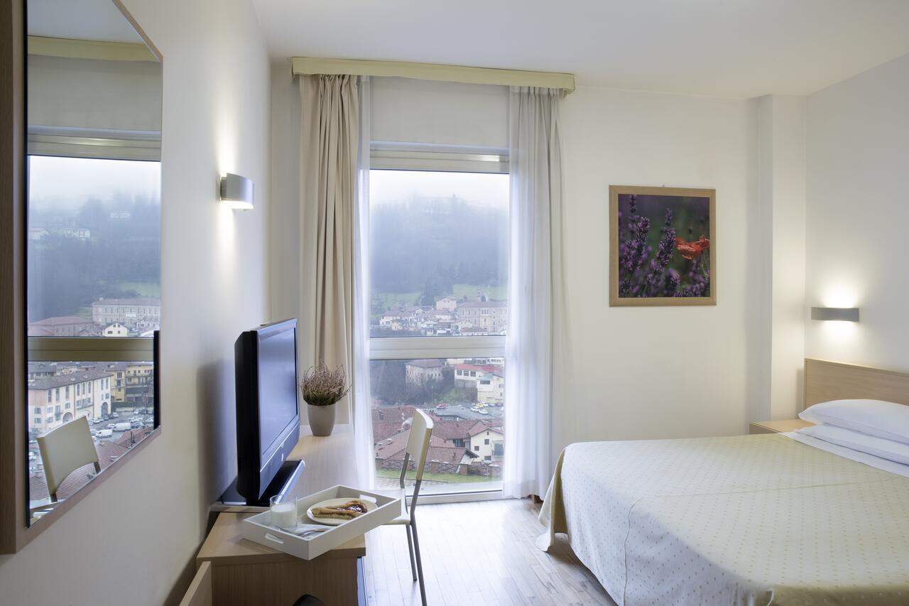 Park Hotel Mondovi Exterior photo